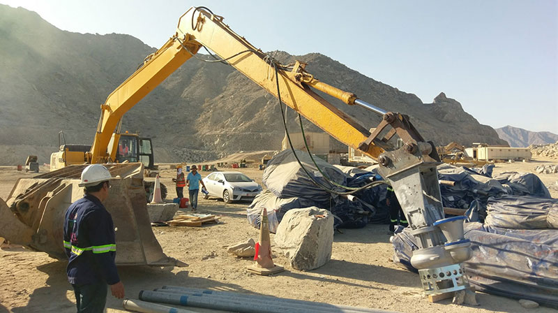 construction equipment in bahrain